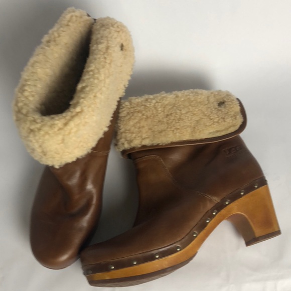 UGG Shoes - UGG Australia Kensington  leather boots size 9